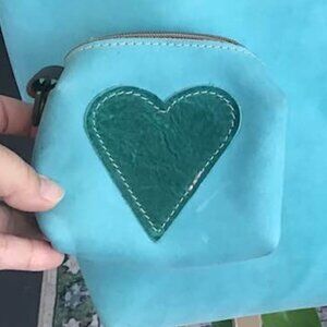 Bergamot + Amor Mini Heart Dopp Kit